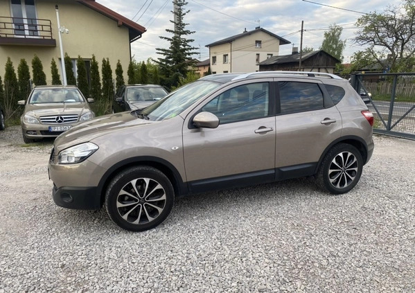 Nissan Qashqai cena 37900 przebieg: 145000, rok produkcji 2011 z Koło małe 704